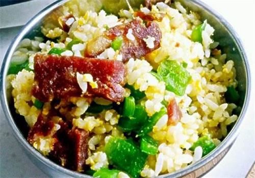 圆纸盒炒饭加盟