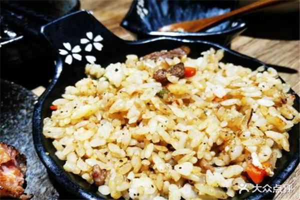 牛魔王铁板炒饭加盟 牛魔王铁板炒饭加盟