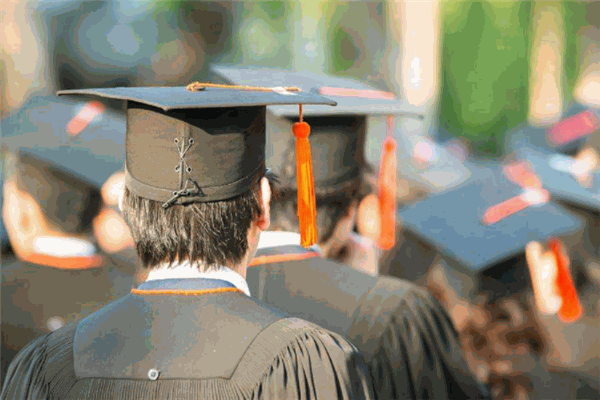 过来人教育加盟