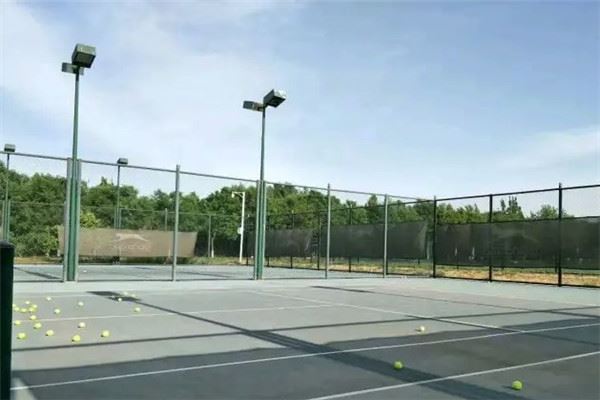 得乐网球俱乐部加盟