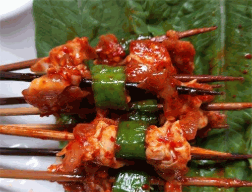 巴山碟串串香加盟