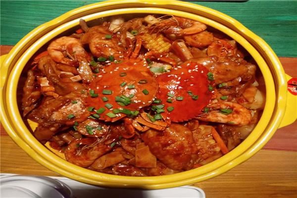 一佳肉蟹煲加盟 一佳肉蟹煲加盟