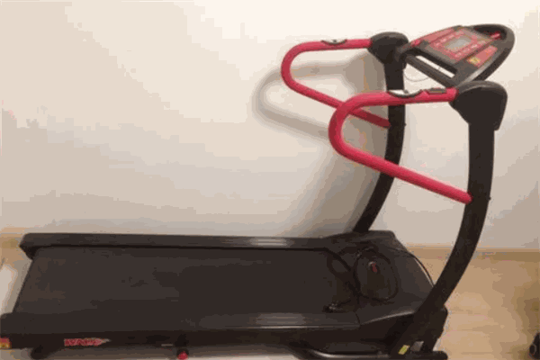 万年青跑步机加盟