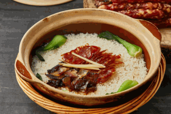 英华煲仔饭加盟