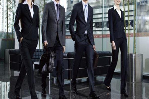 北极狼职业装加盟