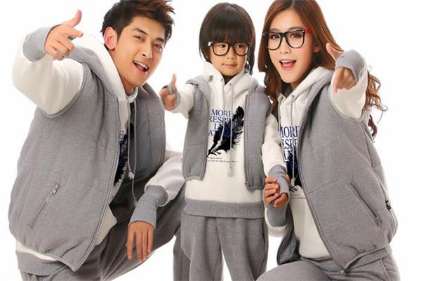 因为爱亲情服饰加盟