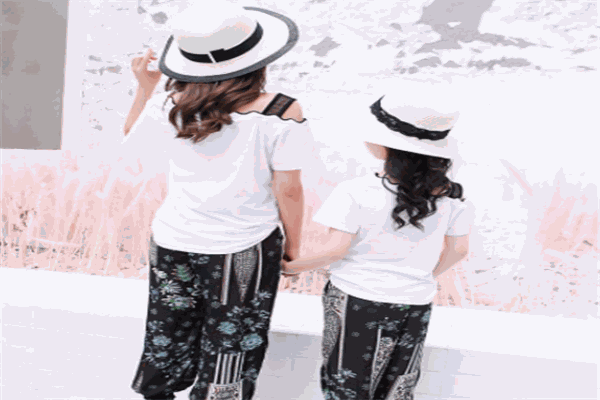 妈妈咪呀亲子装加盟