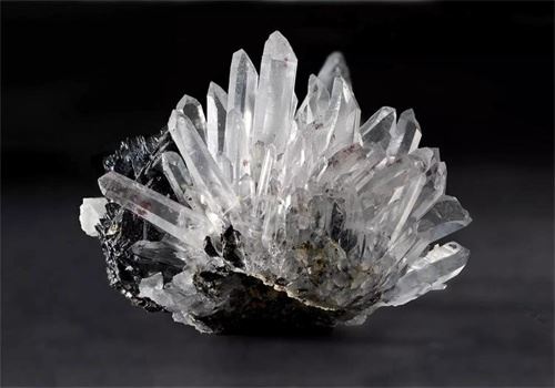 晶品世家水晶加盟