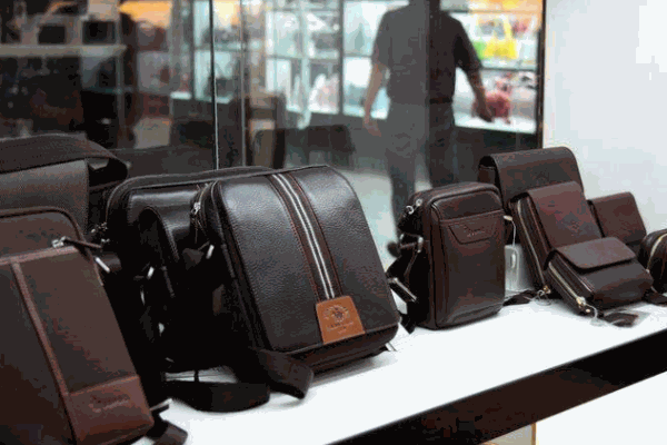 宝丽金箱包加盟 宝丽金箱包加盟