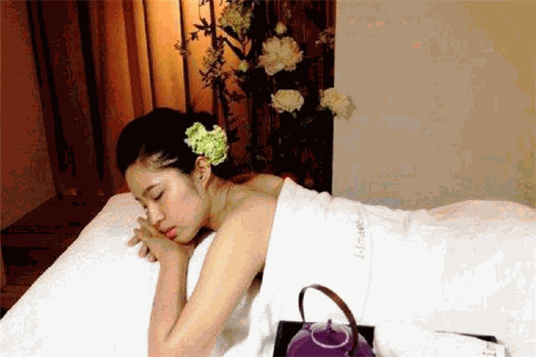 碧艾丝减肥美容加盟