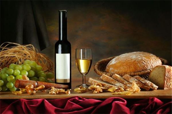 绿野山葡萄酒加盟