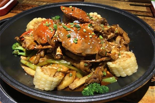 小胖大嘴肉蟹煲加盟