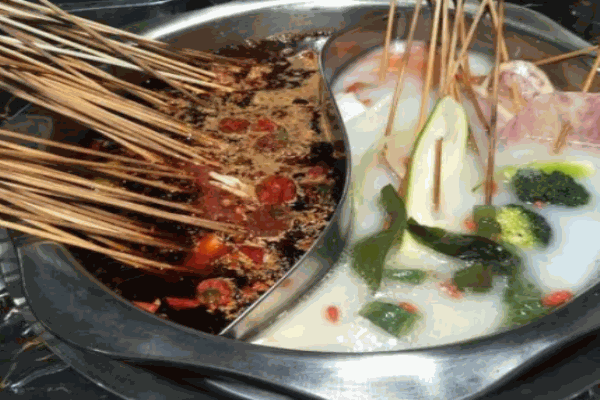 飞碟绝味串串香加盟