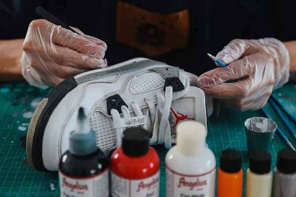 黑鼻子洗鞋馆加盟