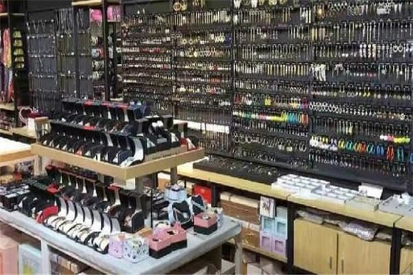 徐利亚饰品加盟