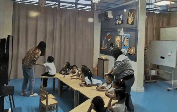 灰鲸儿童成长中心加盟