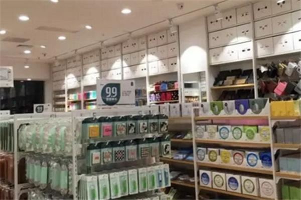 哎呀呀饰品加盟 哎呀呀饰品加盟