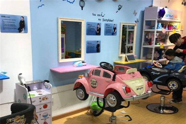 娇骄儿儿童理发加盟