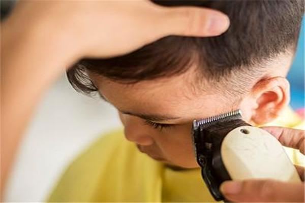 魔发咔咔儿童美发加盟