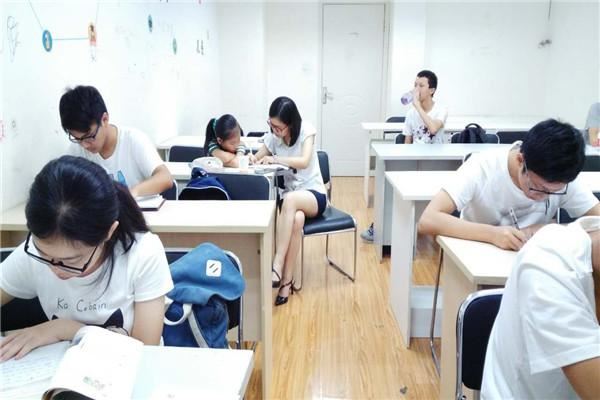 艺乐宝贝教育加盟