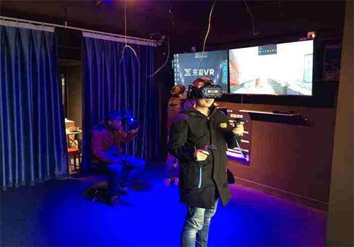 先知vr虚拟现实体验馆加盟