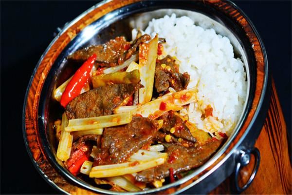 广式煲仔饭木桶饭加盟