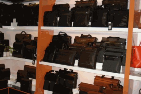 宝仕玛皮具加盟