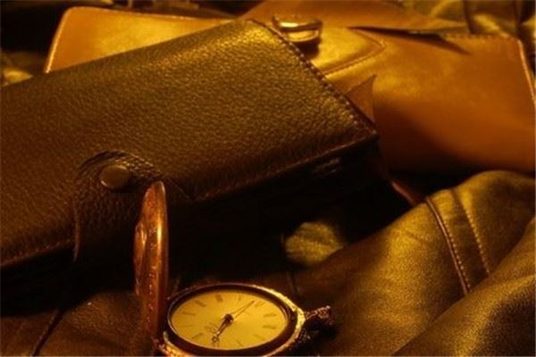 百强皮具护理加盟