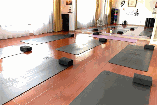 四方瑜伽会所加盟