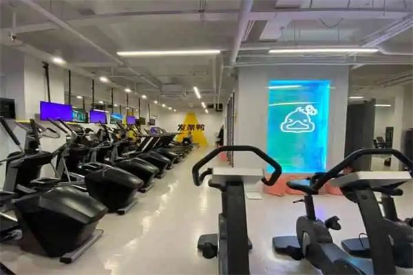 发条鸭无人健身房加盟