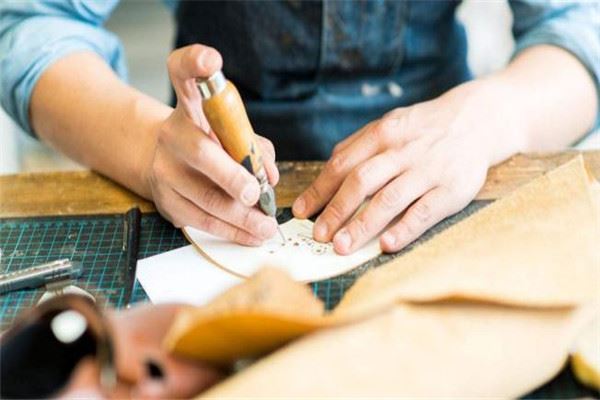 亮博士皮革护理加盟