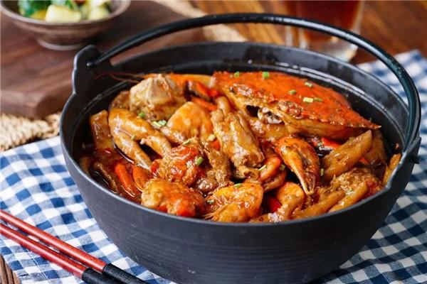 千诚肉蟹煲加盟