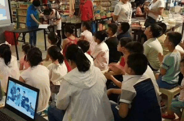 米德少儿编程加盟