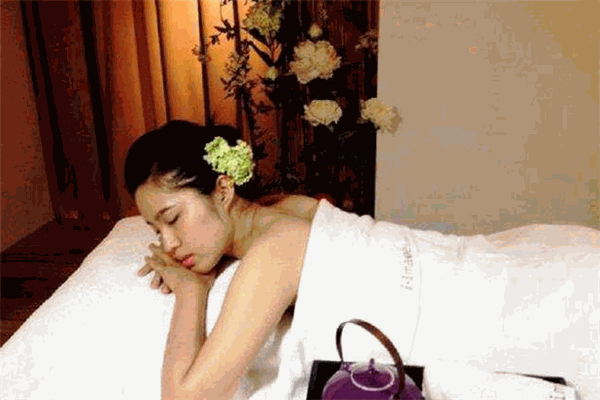 亮瘦减肥美容加盟