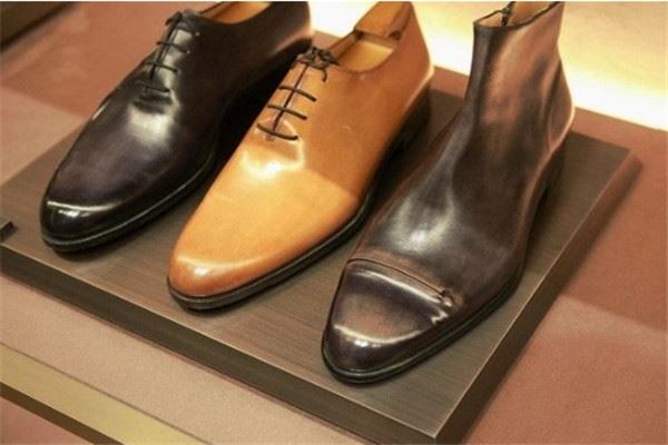 锦荣皮具护理加盟