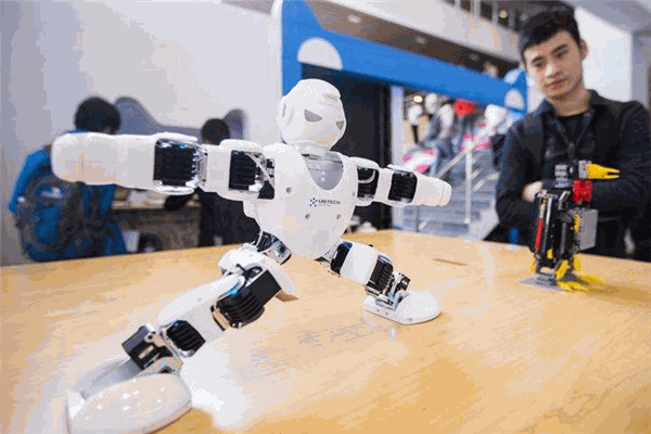 大美未来机器人加盟