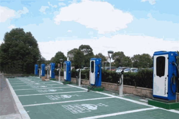 速易充汽车充电站加盟