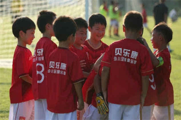 贝乐康足球俱乐部加盟 贝乐康足球俱乐部加盟