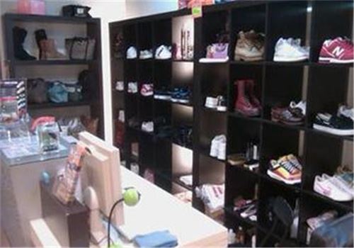 鞋博士洗鞋加盟