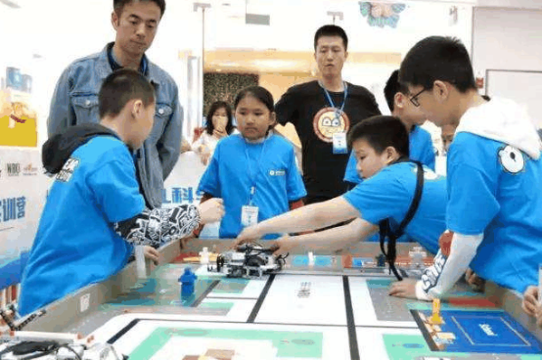 奥创熊少儿编程教育加盟